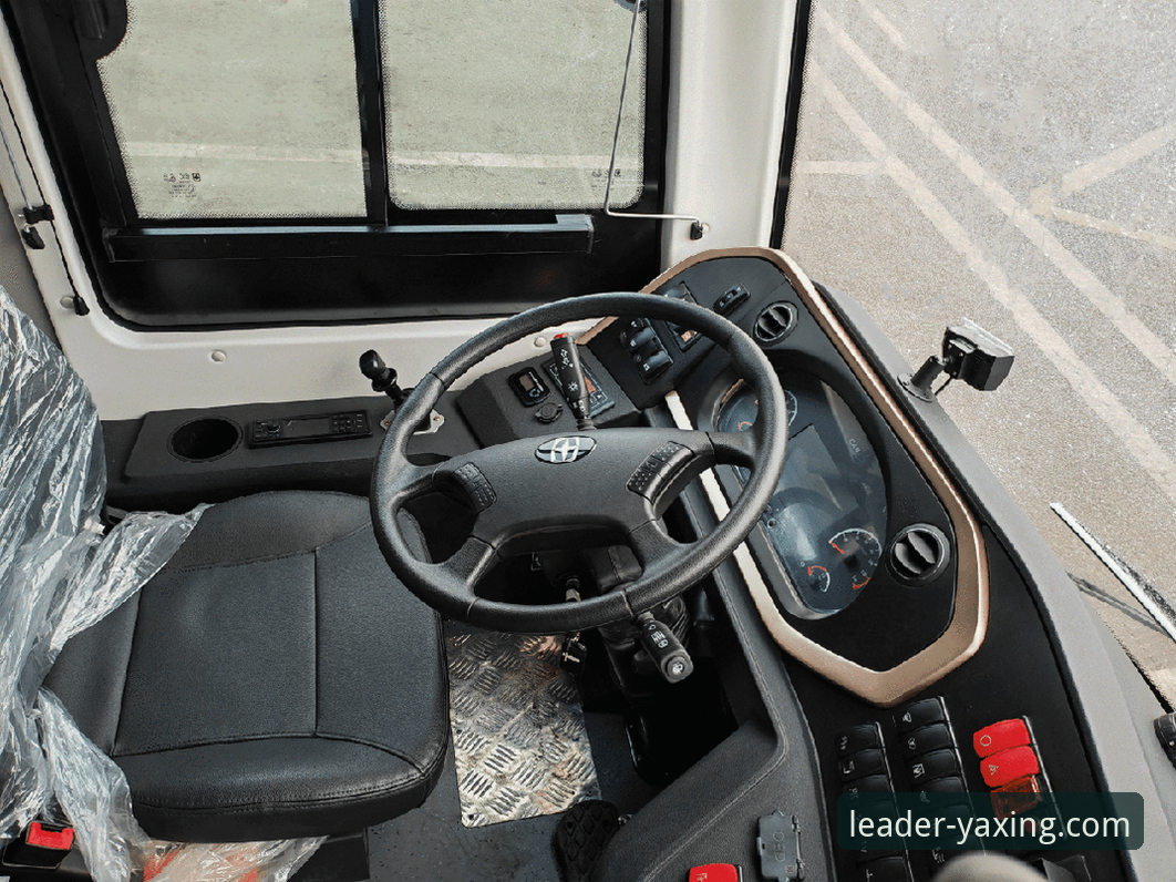 亚星官方平台分享：最新亚星客车维修保养实用指南